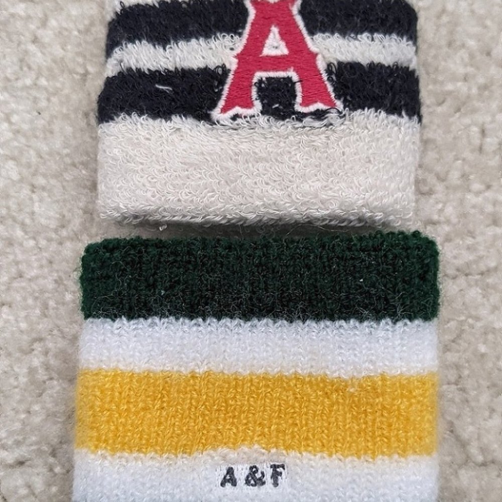 2 Abercrombie & Fitch wrist sweatbands